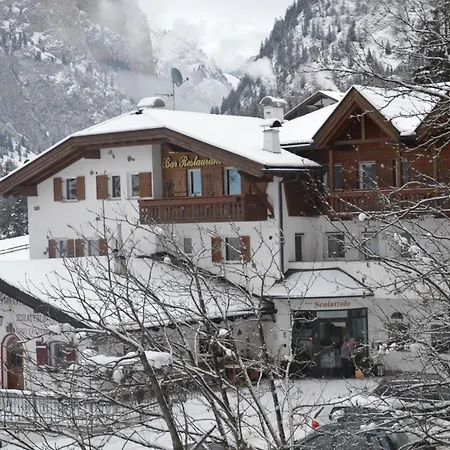 Hotel Scoiattolo Selva di Val Gardena