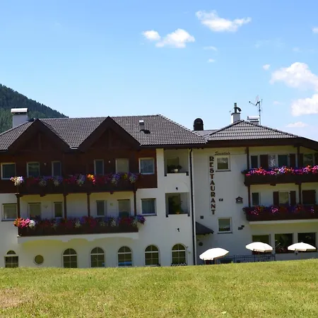 Scoiattolo Selva di Val Gardena