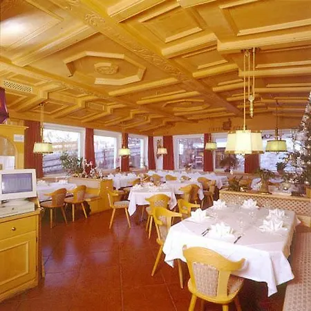 Hotel Scoiattolo Wolkenstein in Gröden